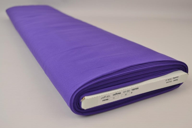 LILLA VISKOSE STOF – LET FALD & ELEGANT MAT GLANS
