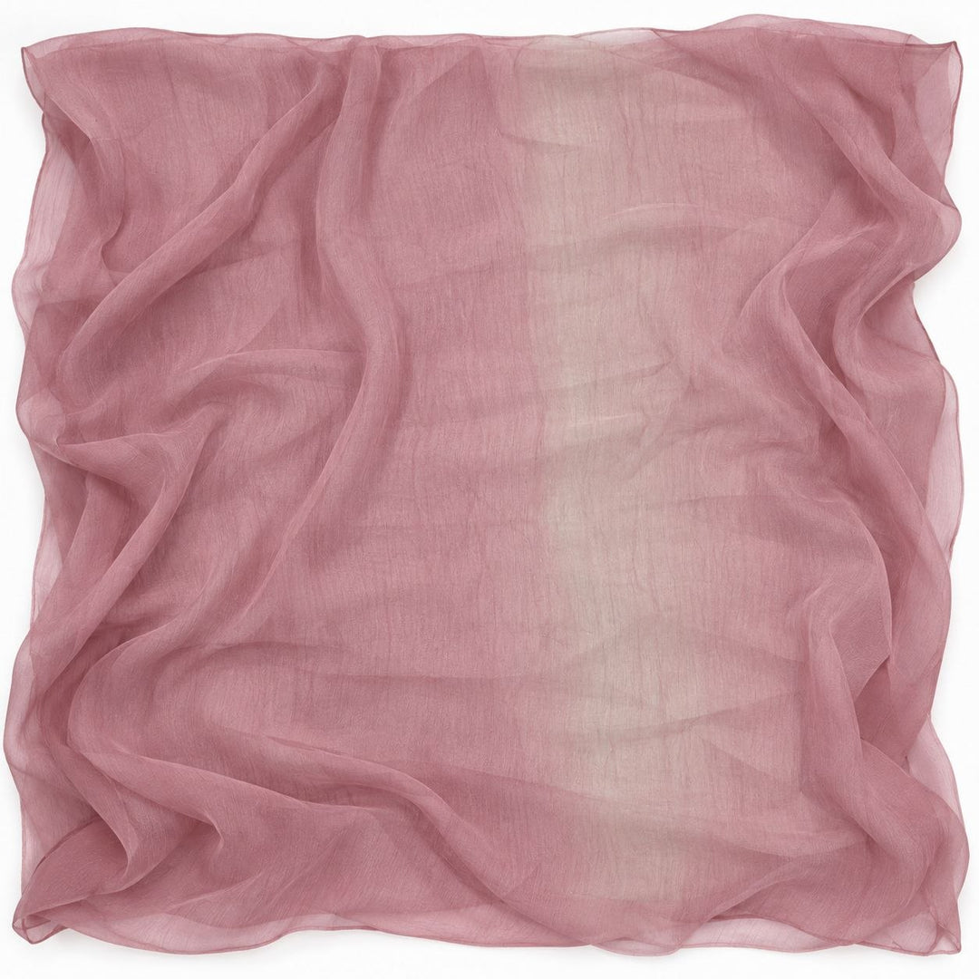 Støvet rosa silke chiffon 130 cm – hele stoffet med lysere misfarvning (billede 1 af 2)