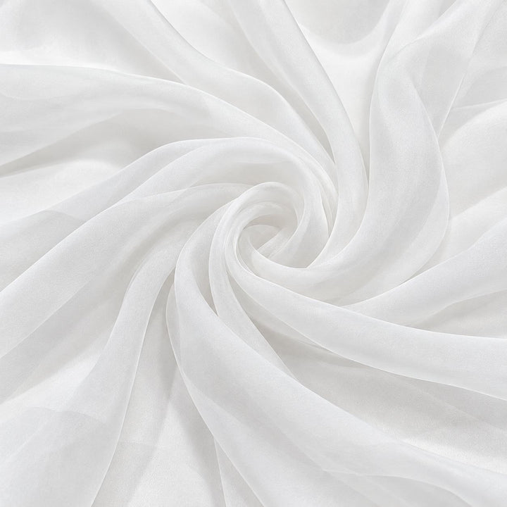 Hvidt silke chiffon stof – bløde draperier med spiral-fald