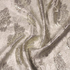 CHAMPAGNEFARVET SATIN JACQUARD STOF MED BLOMSTER