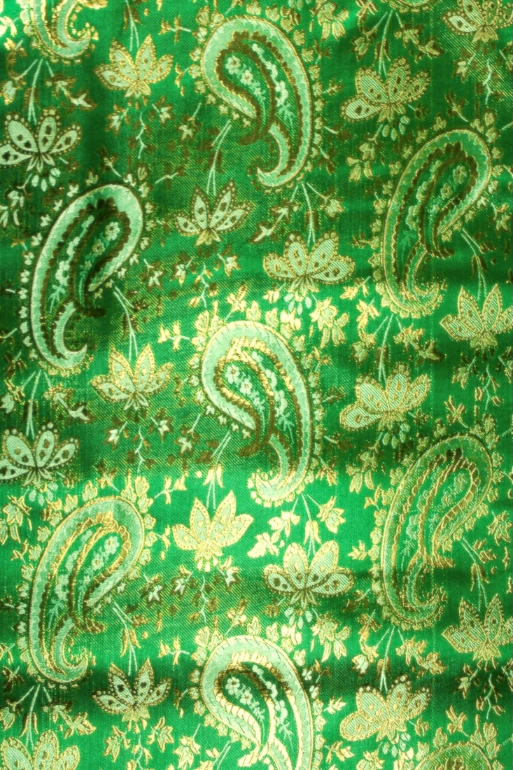 GRØNT SATIN JACQUARD STOF MED BLADE