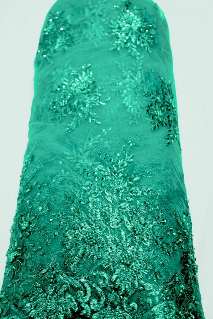 TURKIS TYL STOF MED PAILLETTER OG PERLER