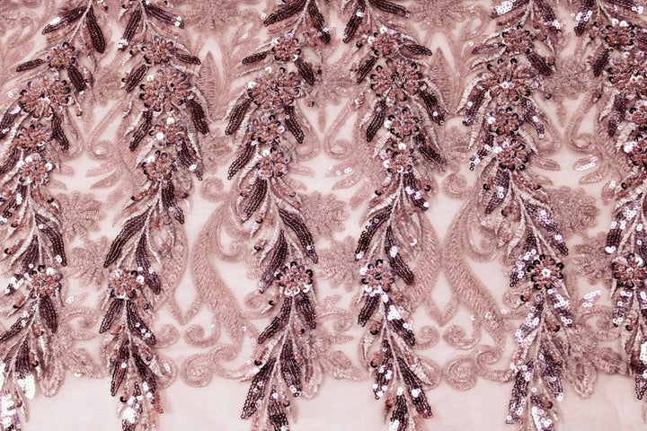 VINTAGE LYSERØDT TYL STOF MED PAILLETTER OG PERLER - BLOMSTERRANKER