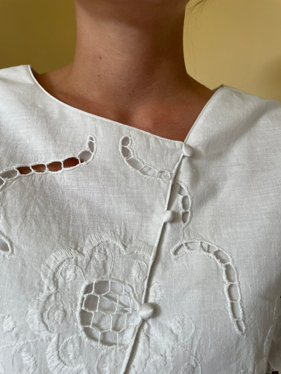 BELLA BLUSE SYMØNSTER (PDF) – DESIGNET AF DITTE ANDY (STR. 34-50)