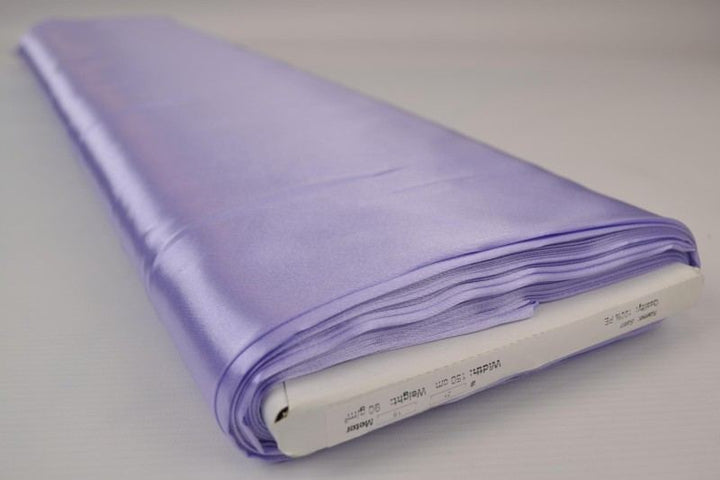 LAVENDEL LILLA SATIN STOF – LET & GLANSFULDT