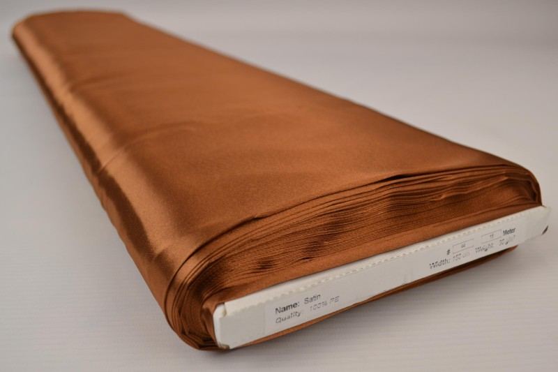 LYSEBRUN SATIN STOF – LET & GLANSFULDT