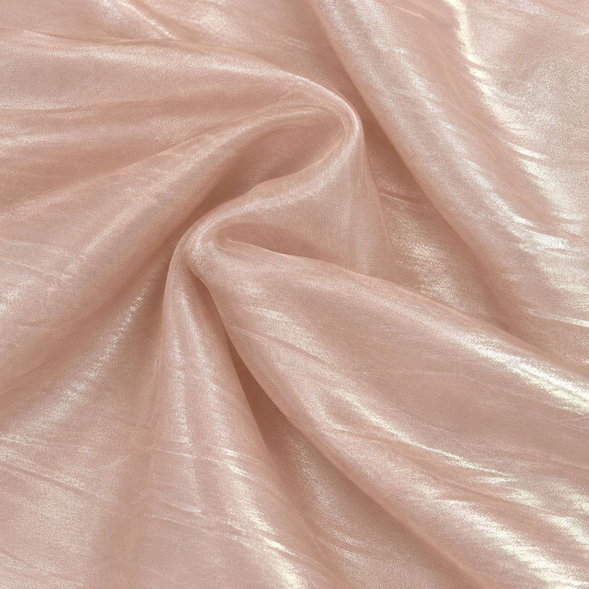 Lys champagne rosa foil stof — nærbillede af foliens struktur og glans