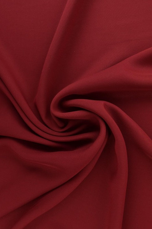 BORDEAUX CHIFFON – LET, GENNEMSIGTIG & MED FLOT FALD