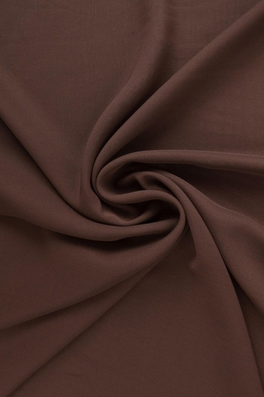 BRUN CHIFFON – LET, GENNEMSIGTIG & MED FLOT FALD