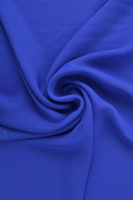 MØRKEBLÅ CHIFFON – LET, GENNEMSIGTIG & MED FLOT FALD