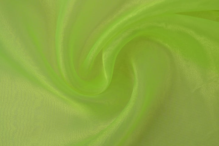 LIMEGRØN ORGANZA – TRANSPARENT & SKINNENDE