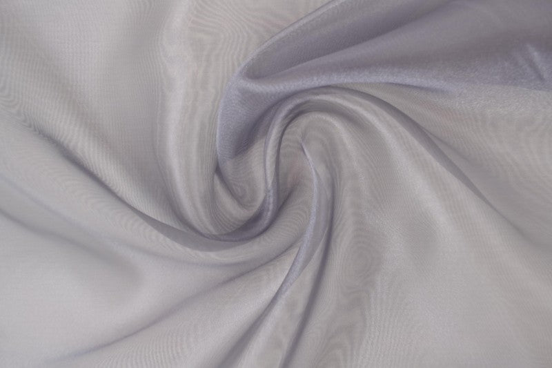 GRÅ ORGANZA – TRANSPARENT & SKINNENDE