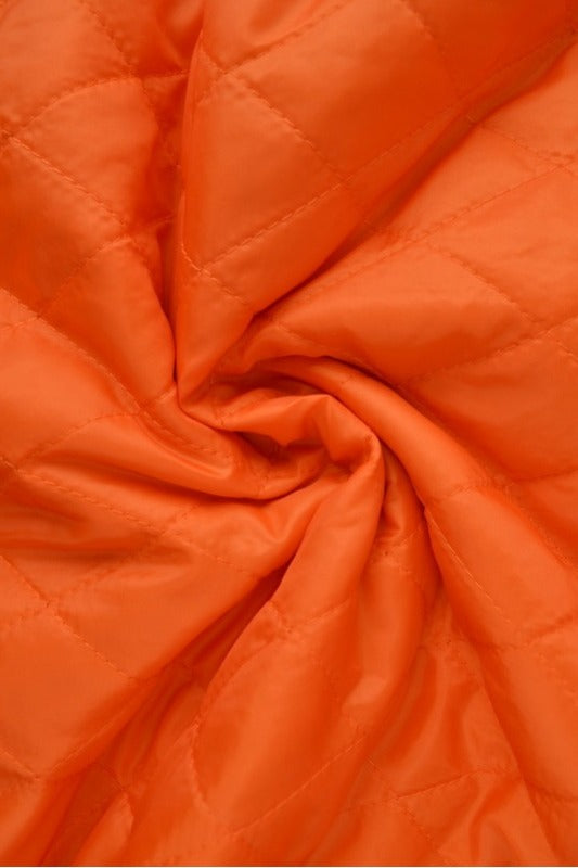 ORANGE QUILT STOF MED VATTERET BAGSIDE