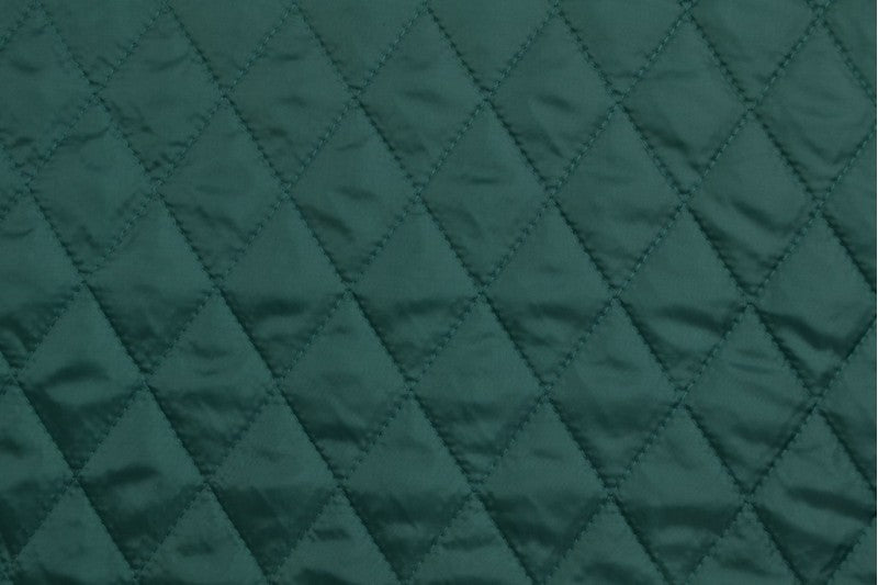 MØRKEGRØN QUILT STOF MED VATTERET BAGSIDE