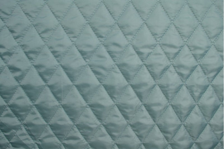 VINTAGE GRØN QUILT STOF MED VATTERET BAGSIDE