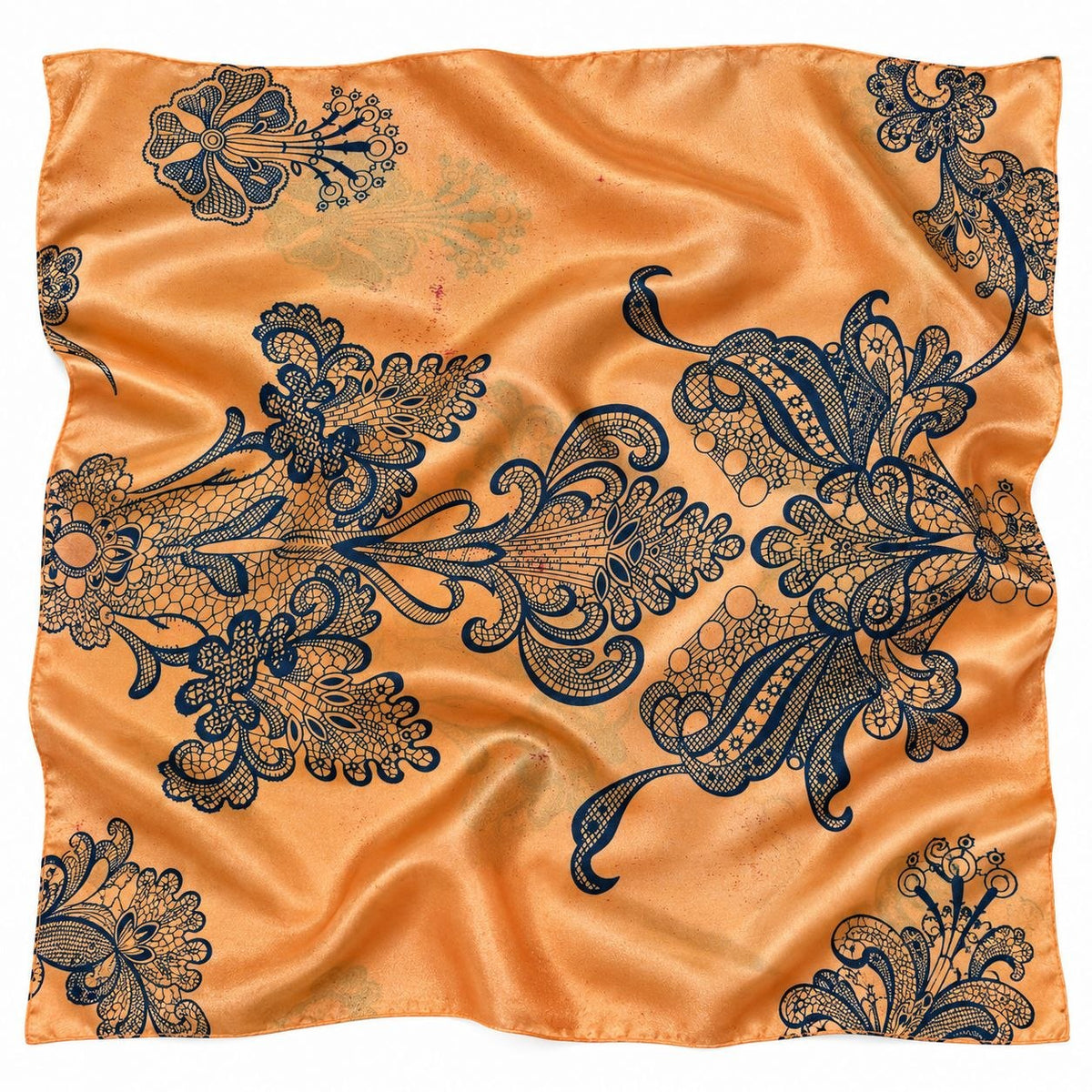 Orange silke med mørkeblåt blomsterprint – hele mønstret (billede 1 af 3)