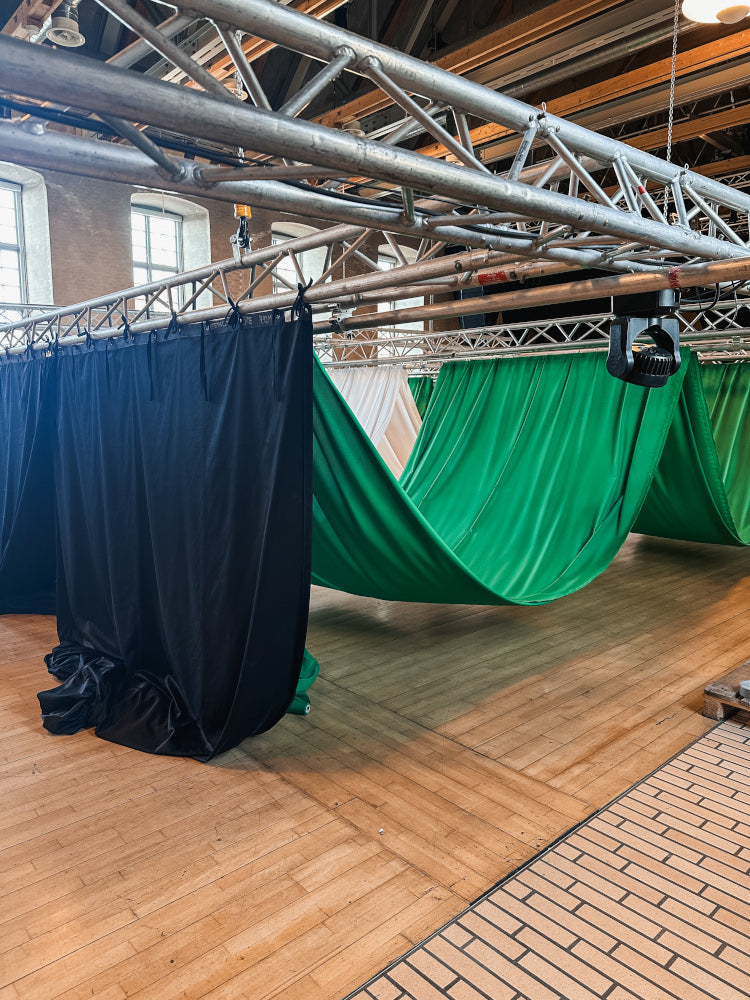 NAVY BRANDSIKKER BURLINGTON – EVENT & DEKORATION