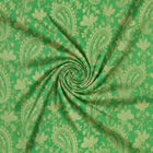 GRØNT SATIN JACQUARD STOF MED PAISLEY MØNSTER