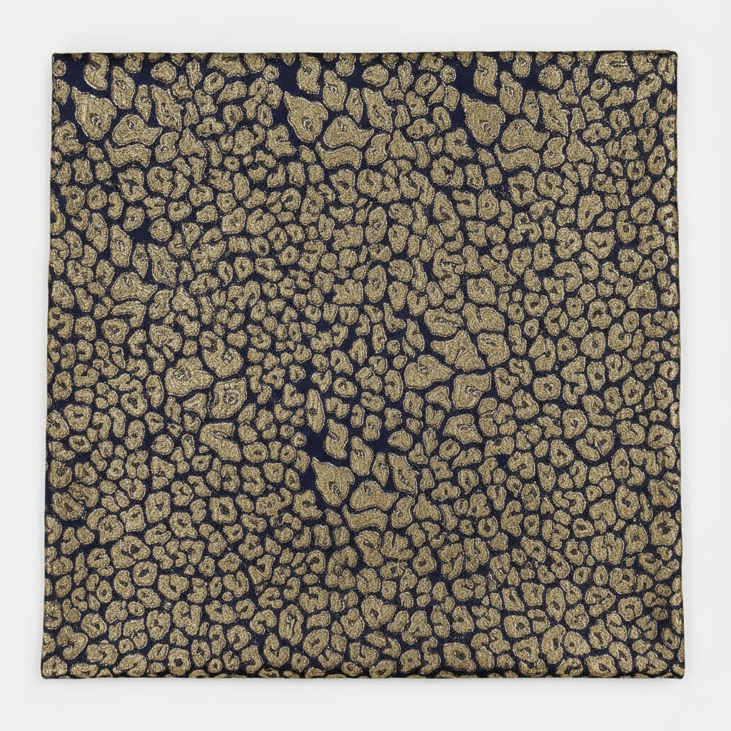MØRKEBLÅ SATIN JACQUARD STOF MED GULD LEOPARDPLETTER (billede 1 af 3)