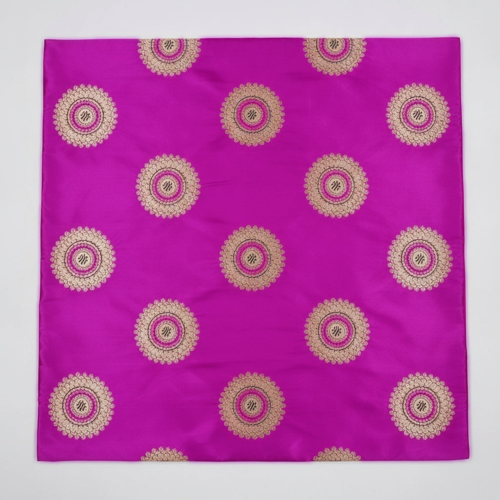 LILLA SATIN JACQUARD STOF MED SOLSIKKER (billede 1 af 3)