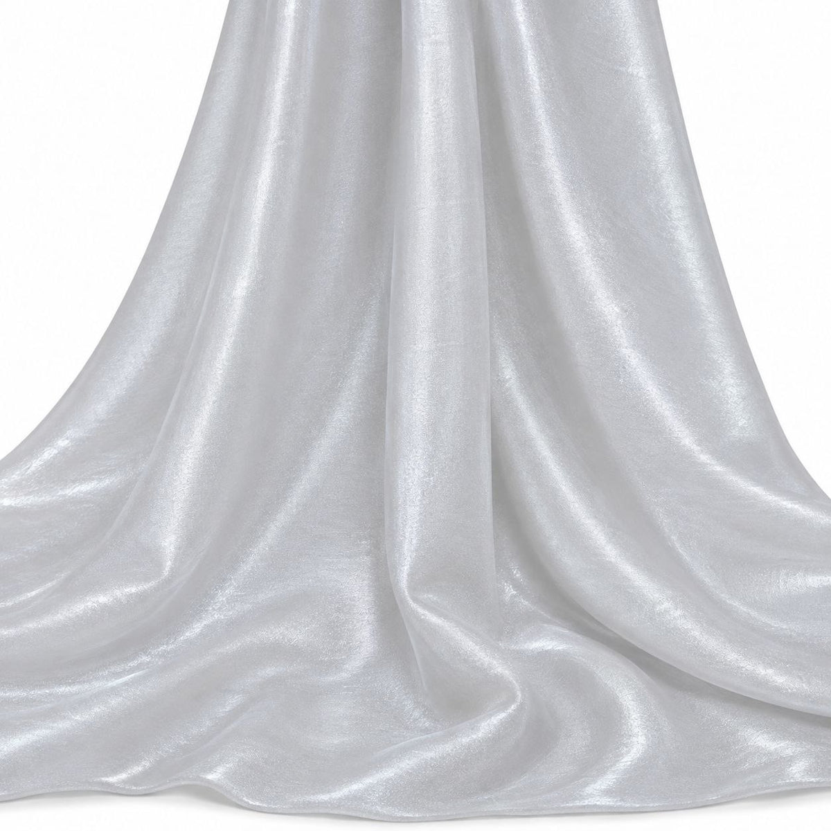Metallic perlehvid foil stof — hængende og draperet, folien fanger lyset