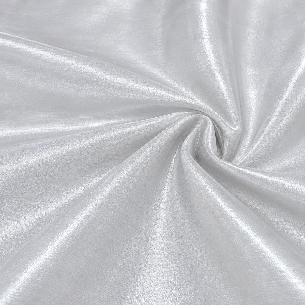 Metallic perlehvid foil stof — nærbillede af foliens struktur og glans