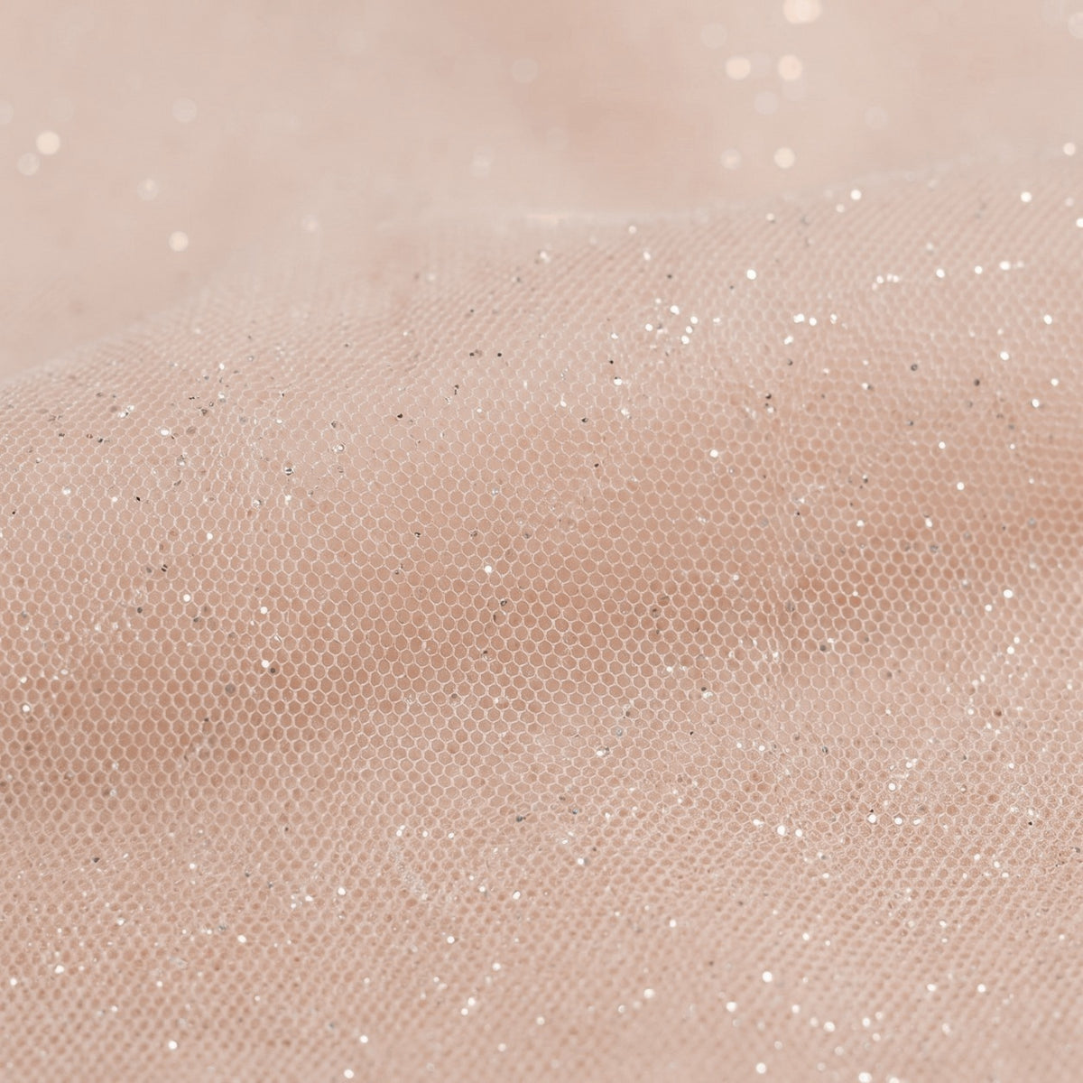 Nude glitter tyl med metallic — nærbillede af netstruktur og glitter