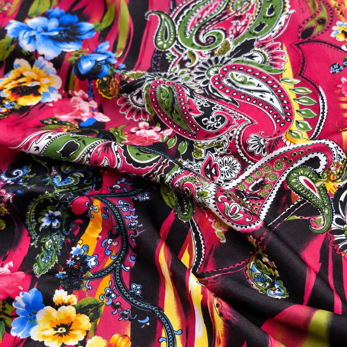 POLYESTERSTOF MED PAISLEY OG BLOMSTER – PINK/MULTI (billede 3 af 3)