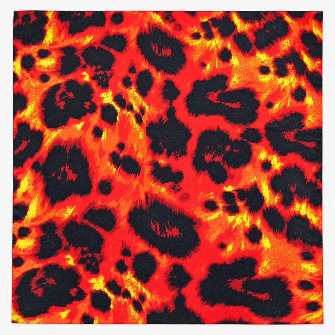 RØD OG ORANGE SILKE M. LEOPARD MØNSTER (billede 1 af 3)