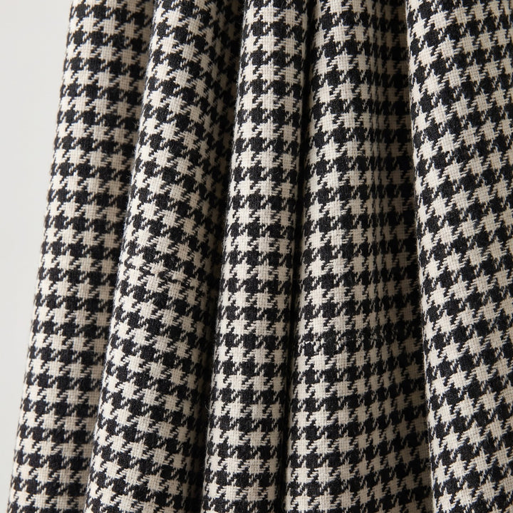 Sort og hvid houndstooth-uld/polyester med tern (billede 2 af 3)