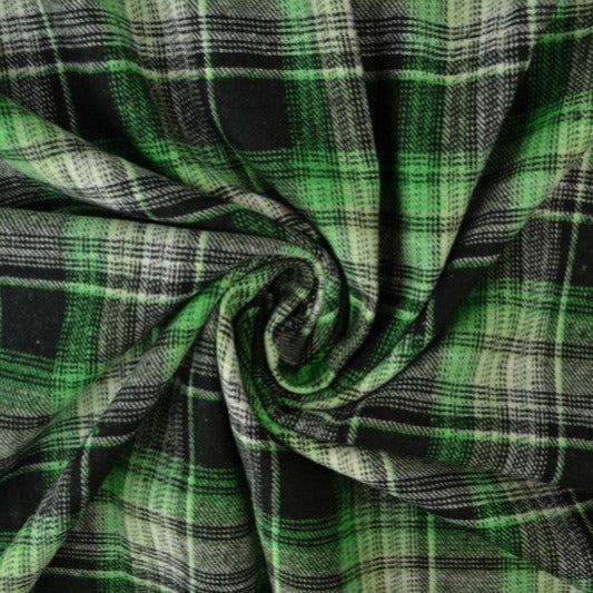 SORT OG GRØN SKOTSKTERNET TARTAN FLANNEL (reststof - 46 cm)