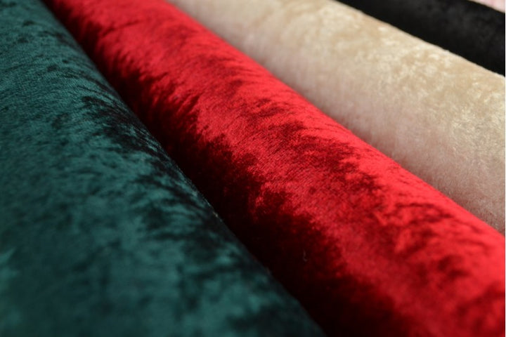 MØRKEGRØN NERVØS VELOUR – STRIKKET, STRÆKBAR & GLANSFULDT FALD