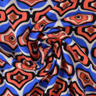 VISKOSE STOF MED RØDT OG BLÅT GEOMETRISK BUE PRINT