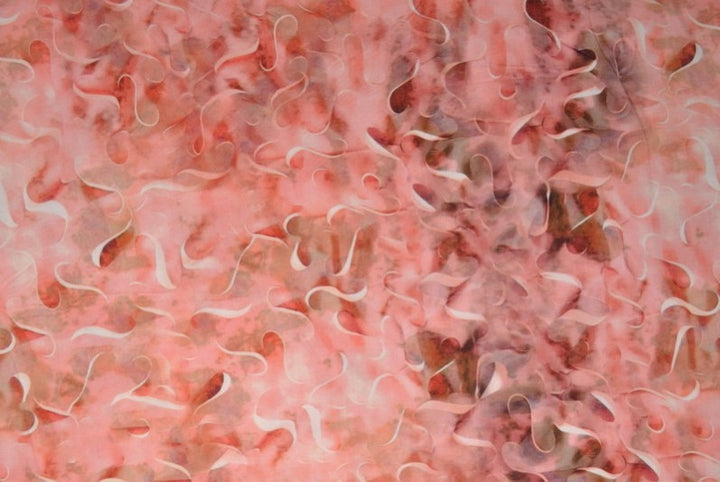 LYSERØDT VISKOSE STOF MED S KURVER – LET FALD & ELEGANT MAT GLANS