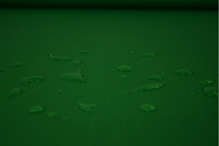 GRÅ LET VANDTÆT POLYESTER – SLIDSTÆRK & HURTIGTTØRRENDE