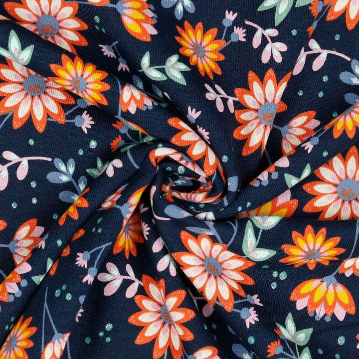 Garn & Metervarer Økologisk Bomuldsjersey Print ØKO BOMULDSJERSEY NAVY MED BLOMSTER