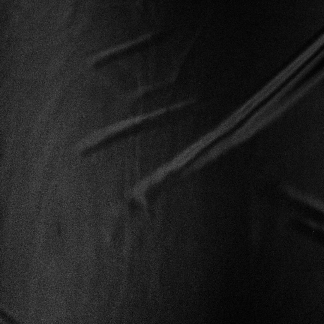 Garn & Metervarer Pure Silk SORT 100% SILKE SATIN